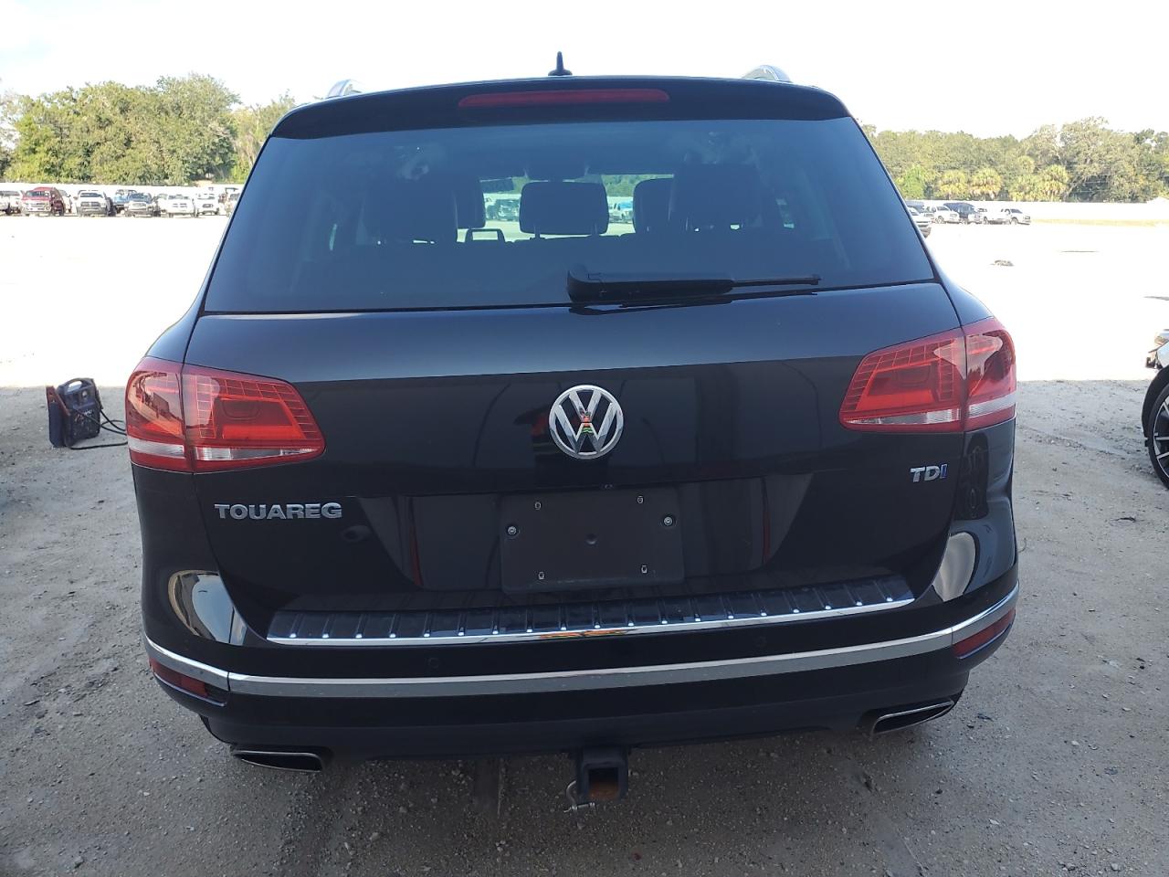 2015 Volkswagen Touareg V6 Tdi VIN: WVGEP9BP3FD003102 Lot: 73227624