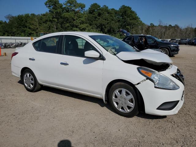  NISSAN VERSA 2015 Белы