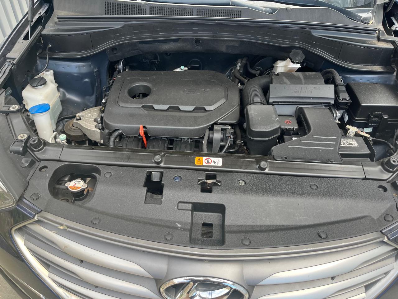 5XYZT3LB8JG535599 2018 Hyundai Santa Fe S