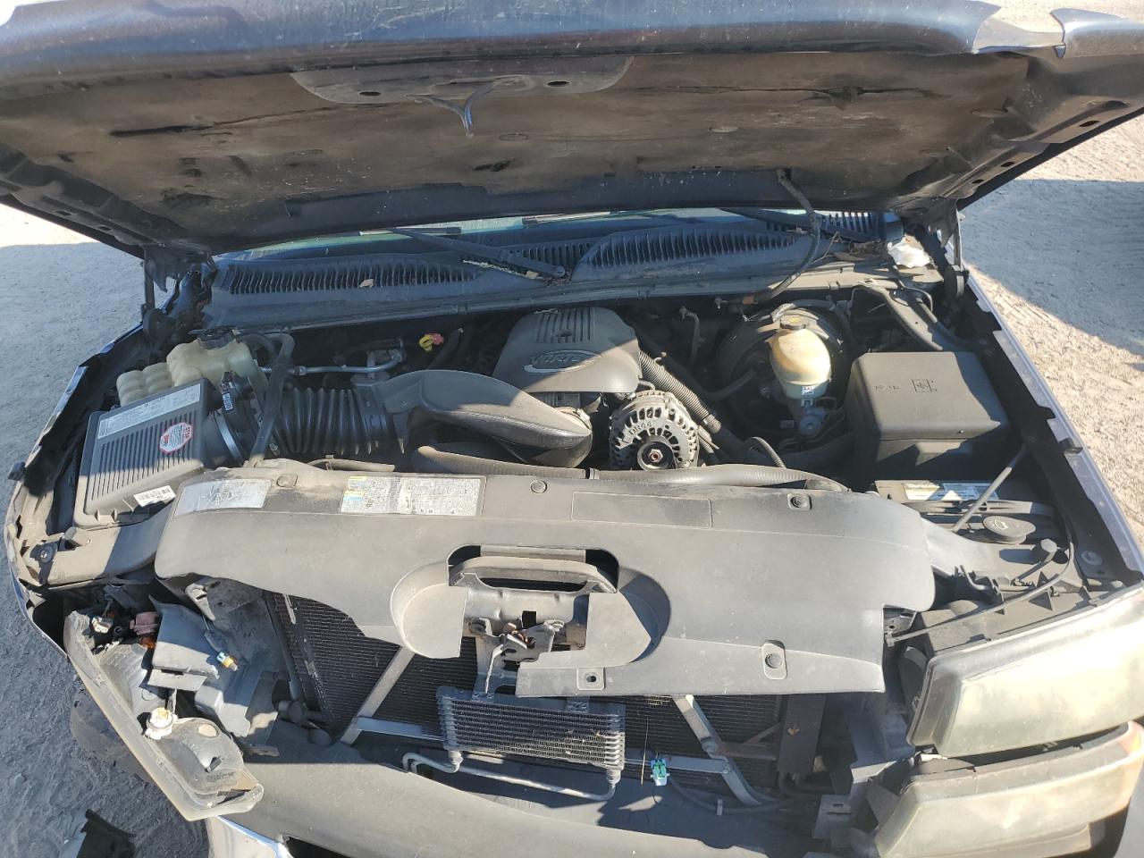 2005 Chevrolet Silverado C1500 VIN: 2GCEC13T151182022 Lot: 72453374