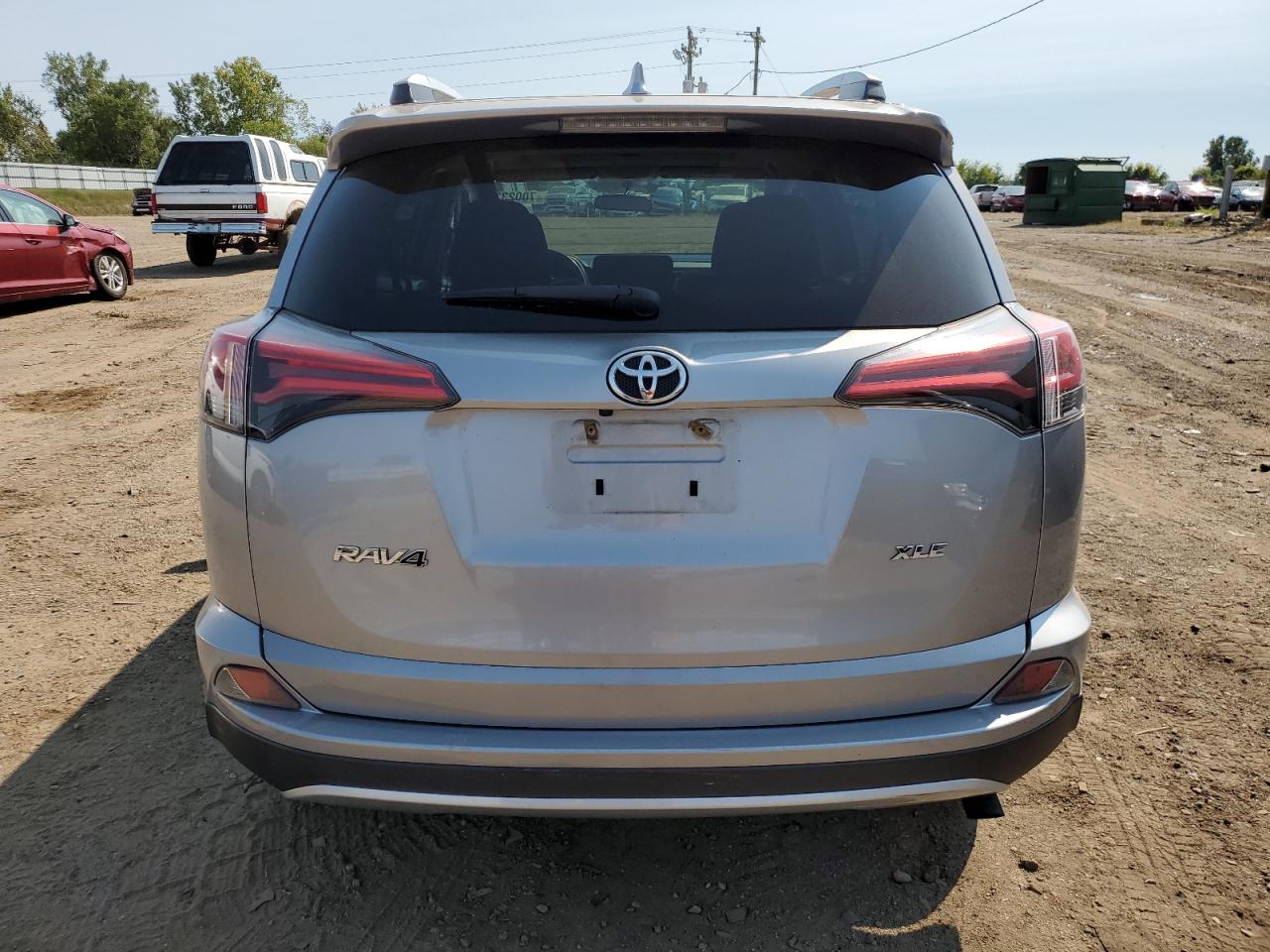 2016 Toyota Rav4 Xle VIN: 2T3WFREV2GW270936 Lot: 70023354