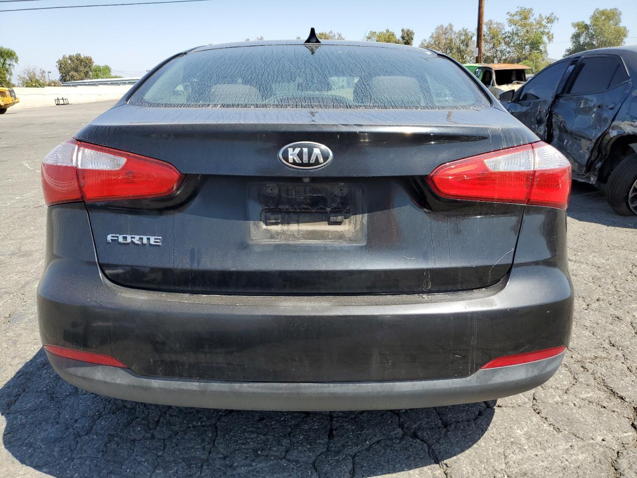 KNAFX4A69G5589074 2016 Kia Forte Lx