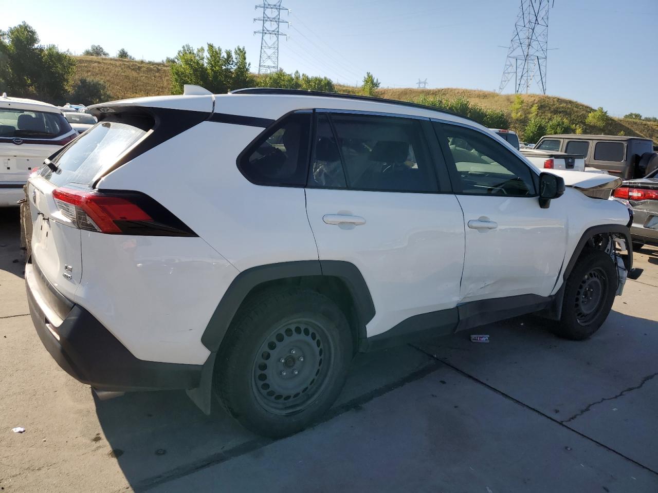 2019 Toyota RAV 4 - Image 3