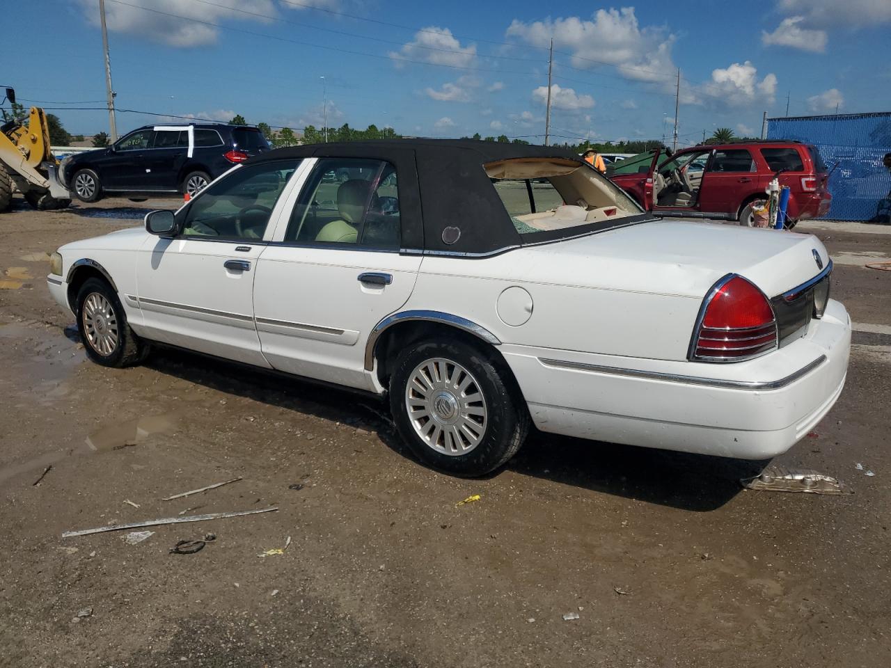 2007 Mercury Grand Marquis Ls VIN: 2MEFM75WX7X604153 Lot: 71976844