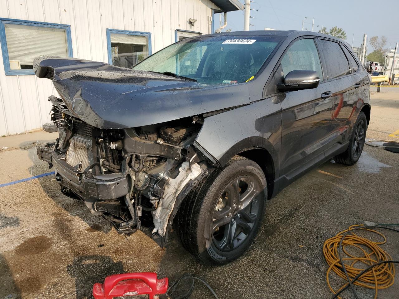 2FMPK4J8XJBB14698 2018 FORD EDGE - Image 1