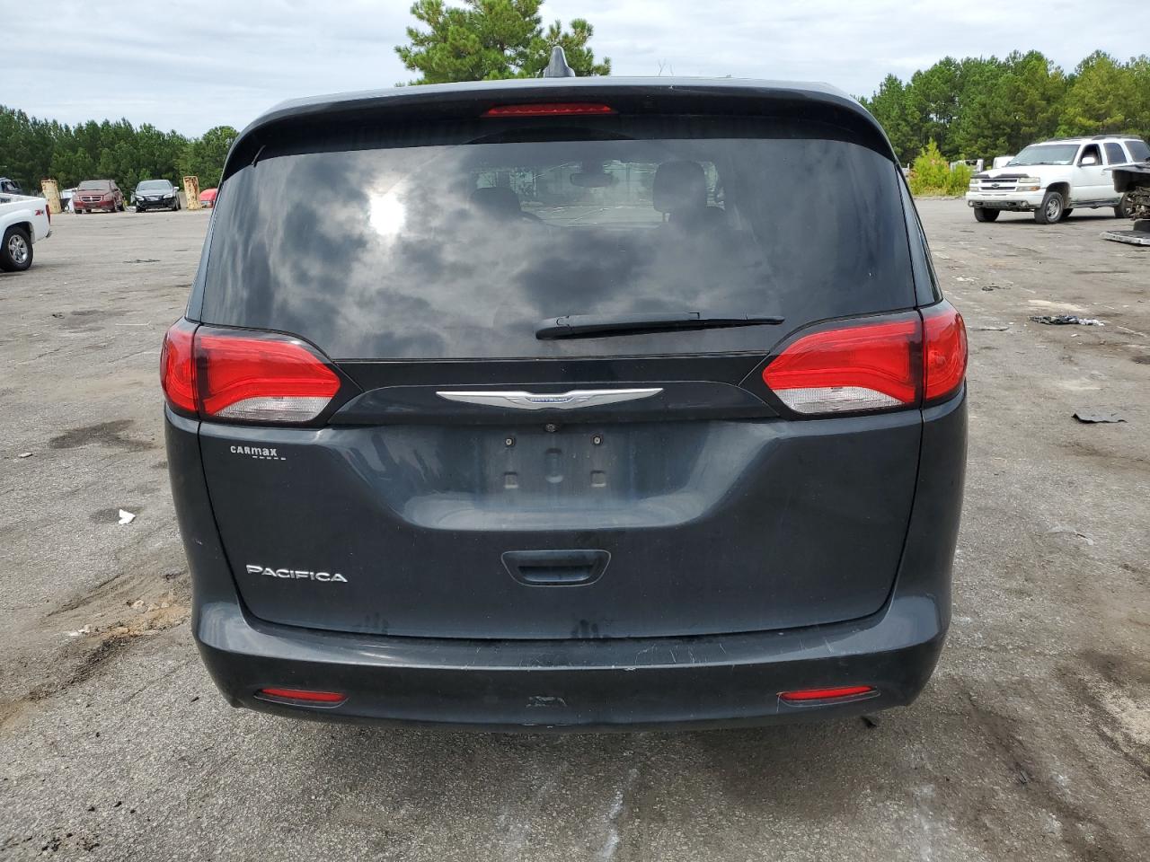 2017 Chrysler Pacifica Touring VIN: 2C4RC1DG6HR667961 Lot: 70538724