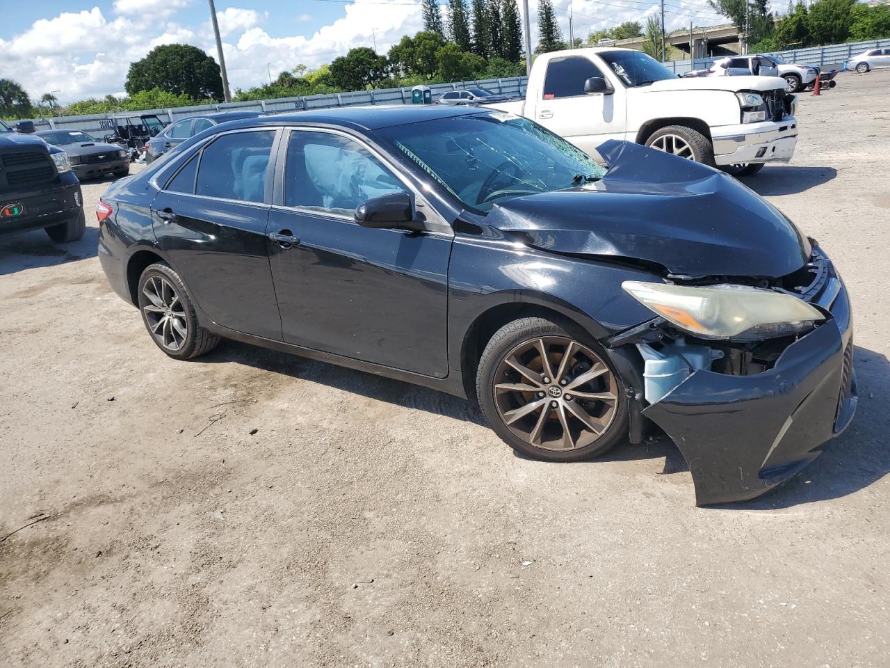 2016 Toyota Camry Le VIN: 4T1BF1FK3GU208734 Lot: 72496524