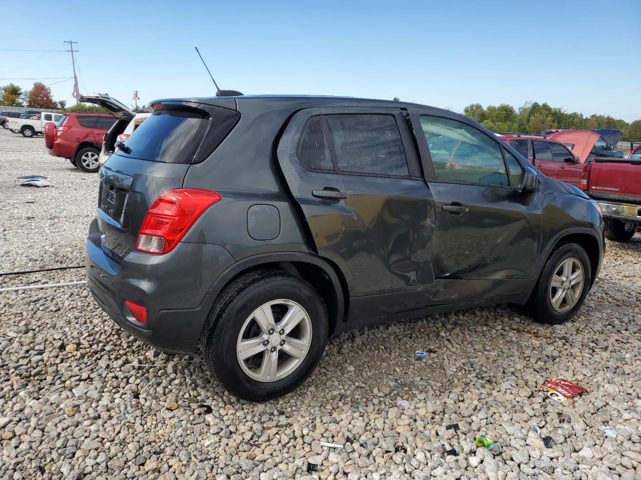 2020 Chevrolet Trax - Image 3