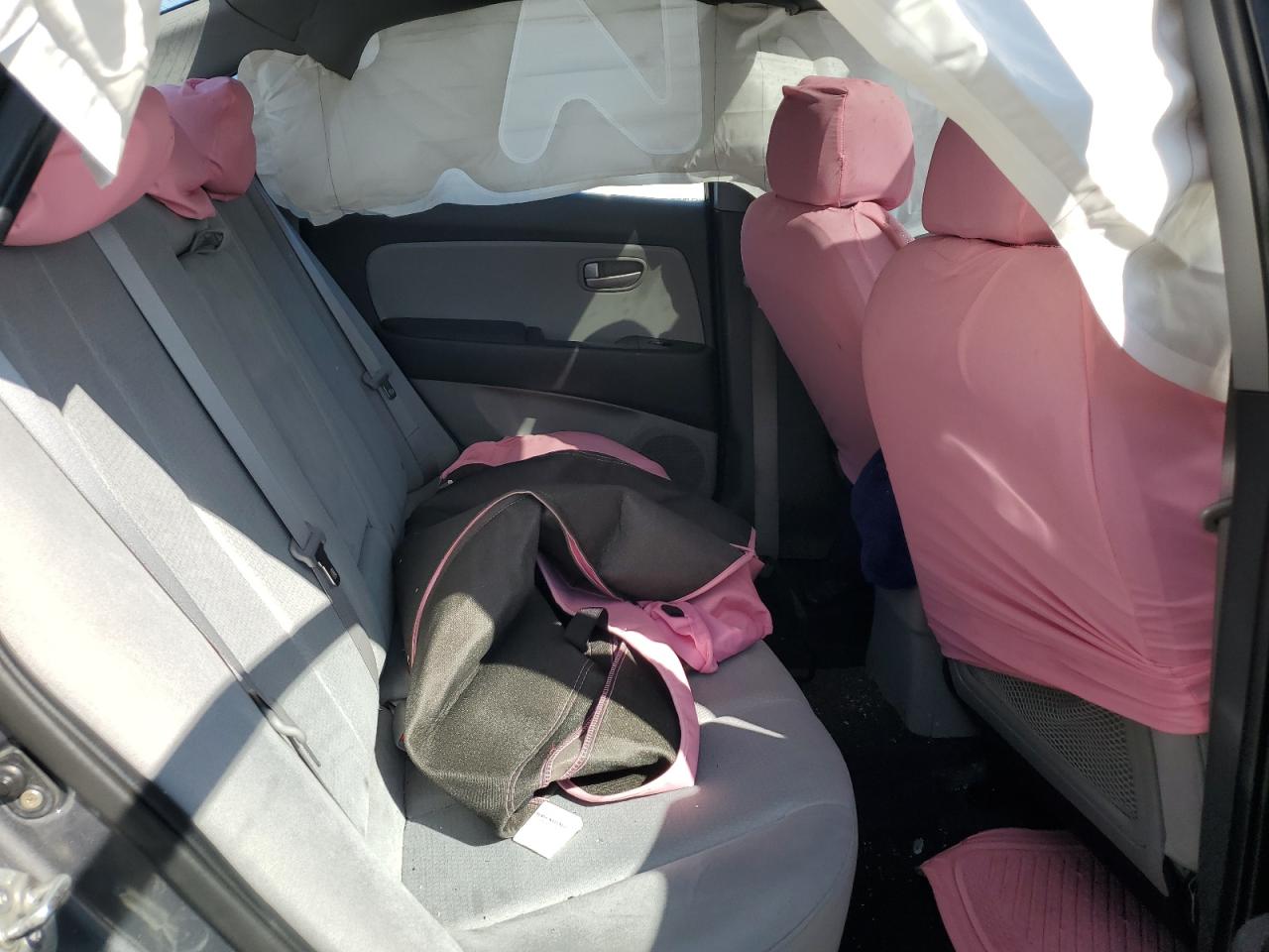 2009 Hyundai Elantra - Image 10