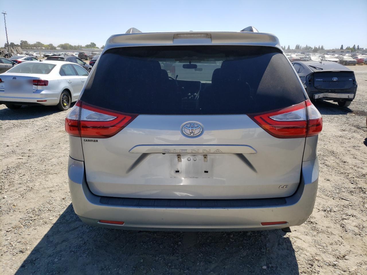 2015 Toyota Sienna Le VIN: 5TDKK3DC6FS686267 Lot: 69826124