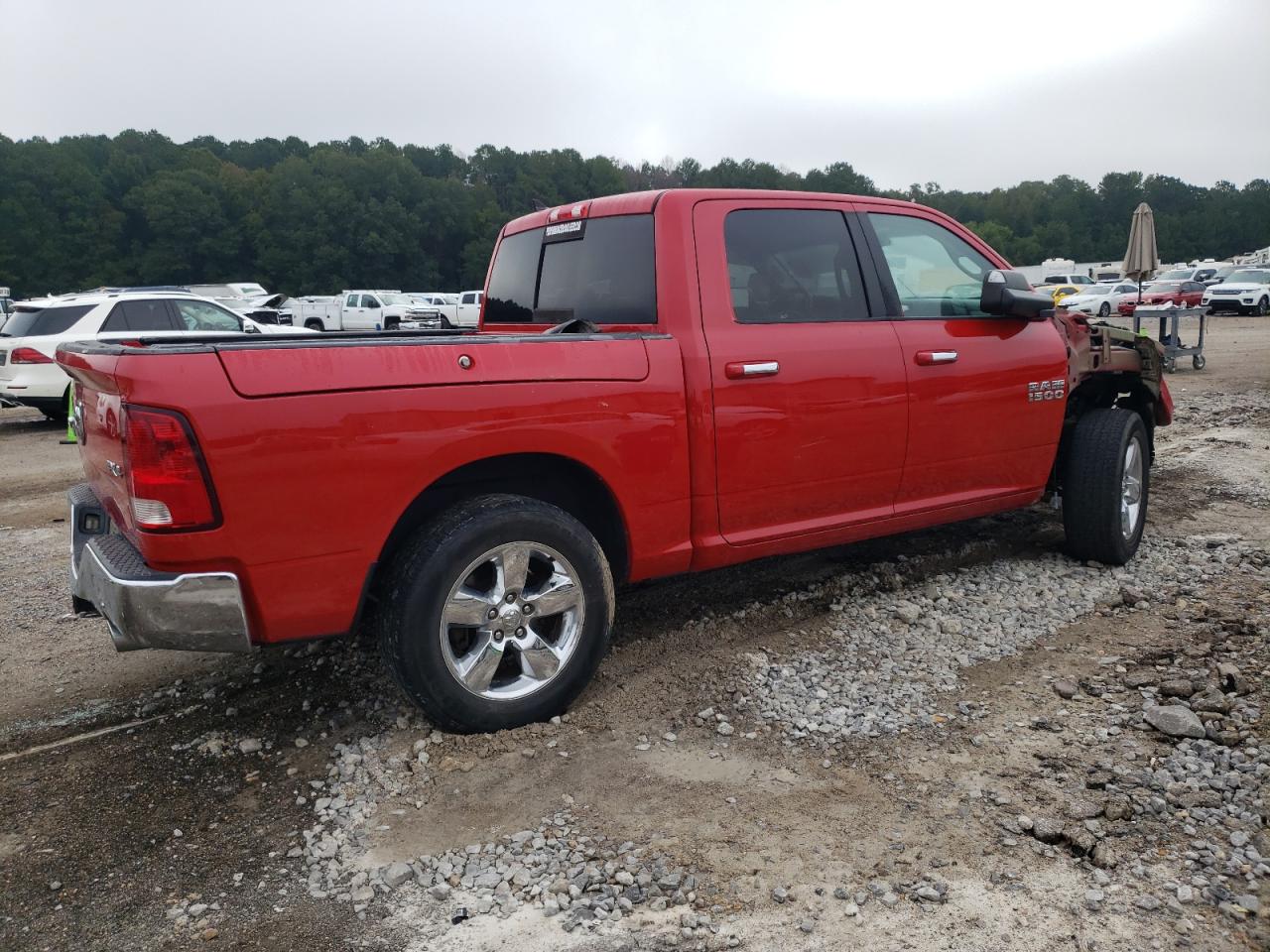 2015 RAM 1500 - Image 3