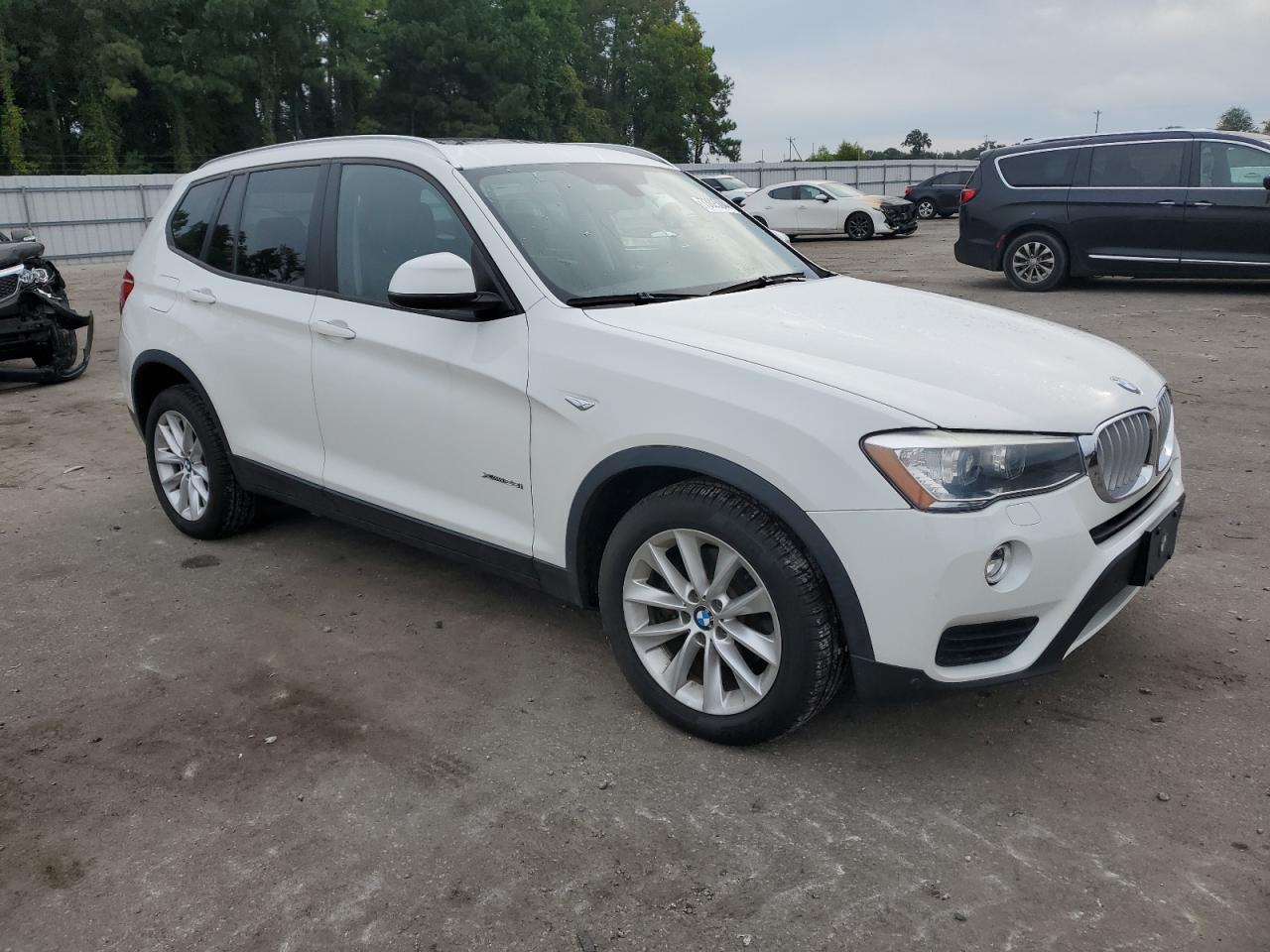 VIN 5UXWX9C51G0D85307 2016 BMW X3 no.4