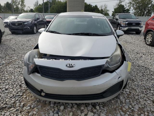 Sedans KIA RIO 2013 Srebrny