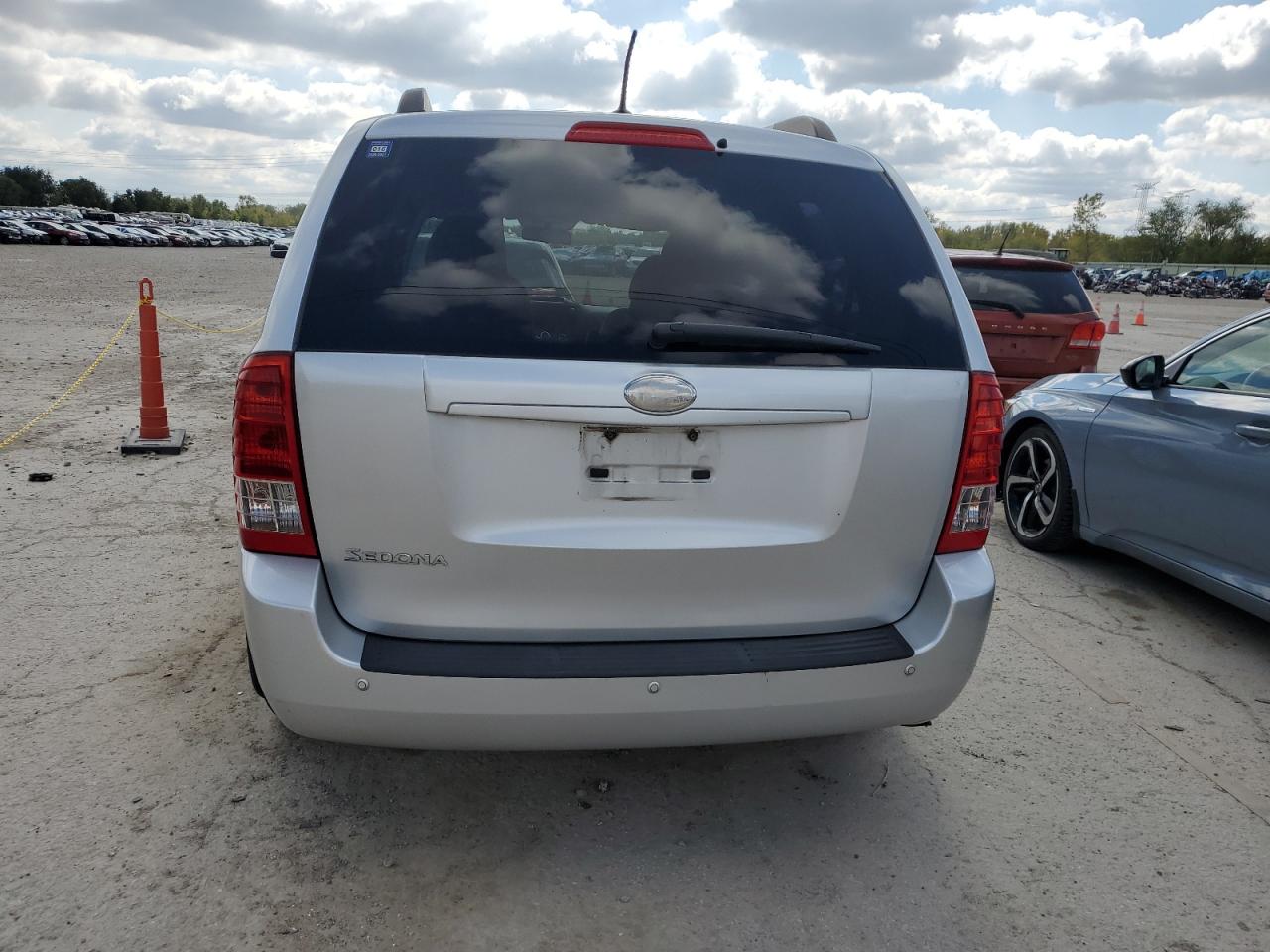 KNDMG4C75E6565443 2014 Kia Sedona Lx