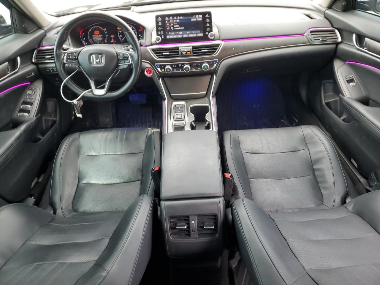 1HGCV2F95JA039860 2018 Honda Accord Touring