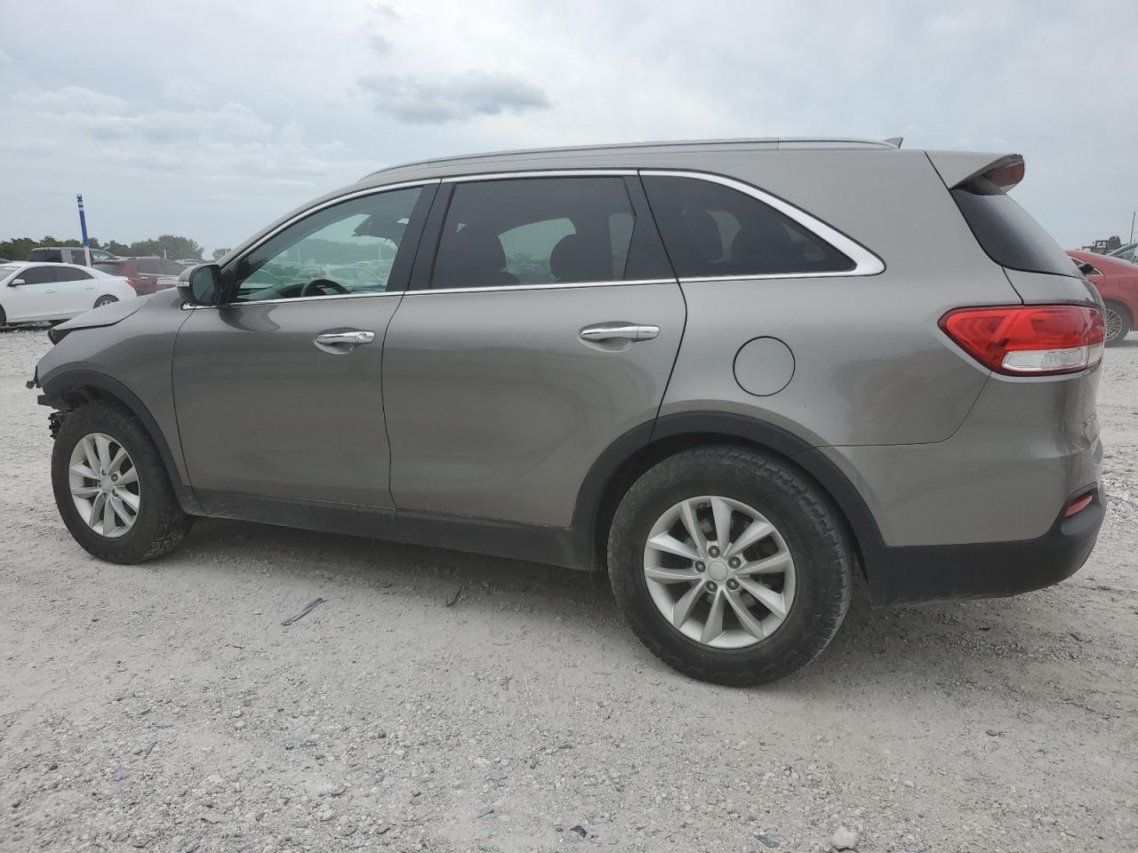 2018 Kia Sorento - Image 2