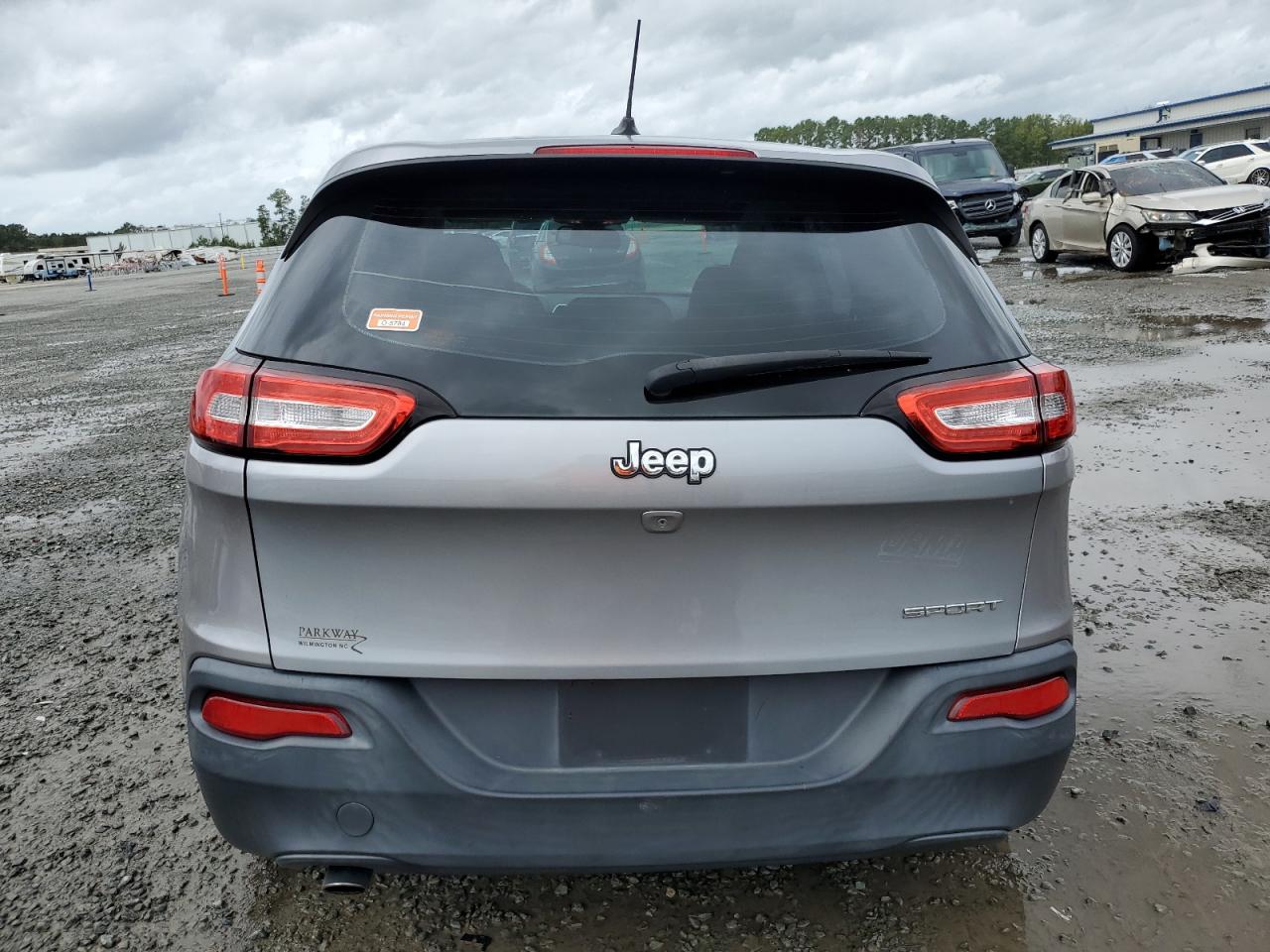 1C4PJLAB7EW112974 2014 Jeep Cherokee Sport