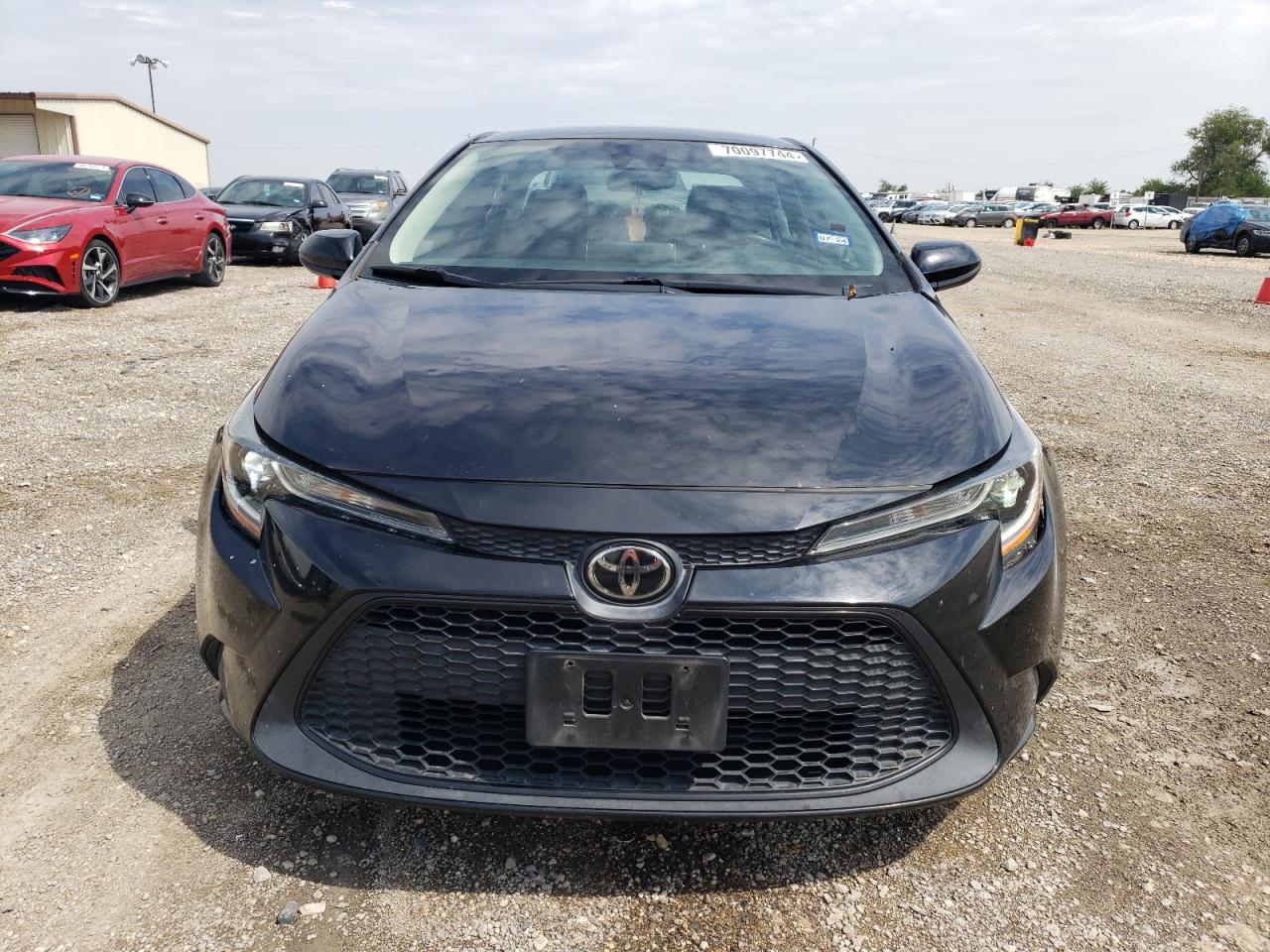 2020 Toyota Corolla Le VIN: 5YFEPRAE9LP106778 Lot: 70097744