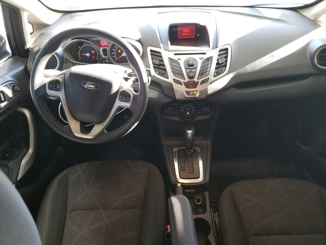 3FADP4BJ8DM204001 2013 Ford Fiesta Se