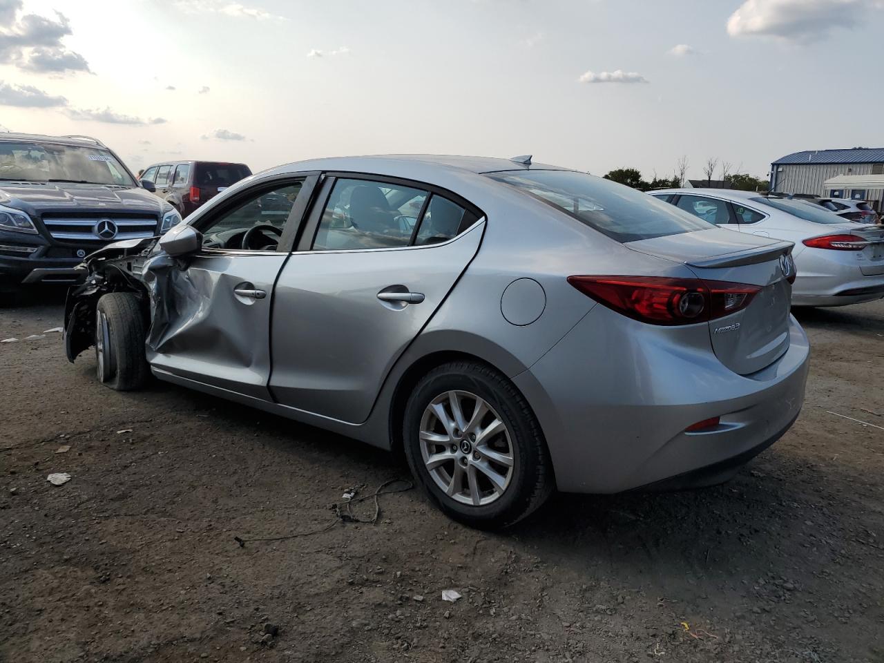 JM1BM1V7XF1250373 2015 MAZDA 3 - Image 2