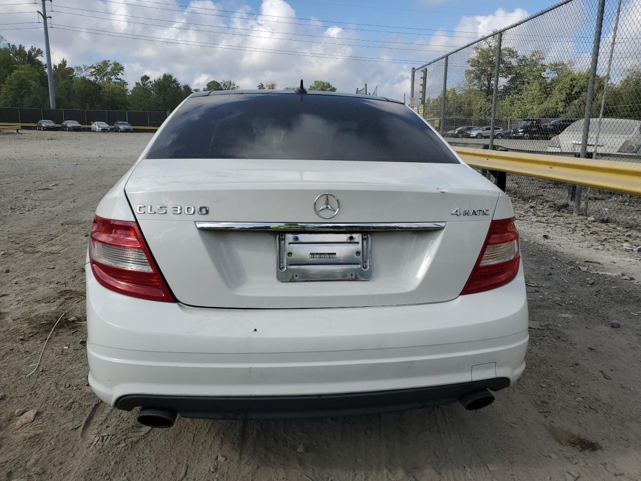 WDDGF81X98F194288 2008 Mercedes-Benz C 300 4Matic