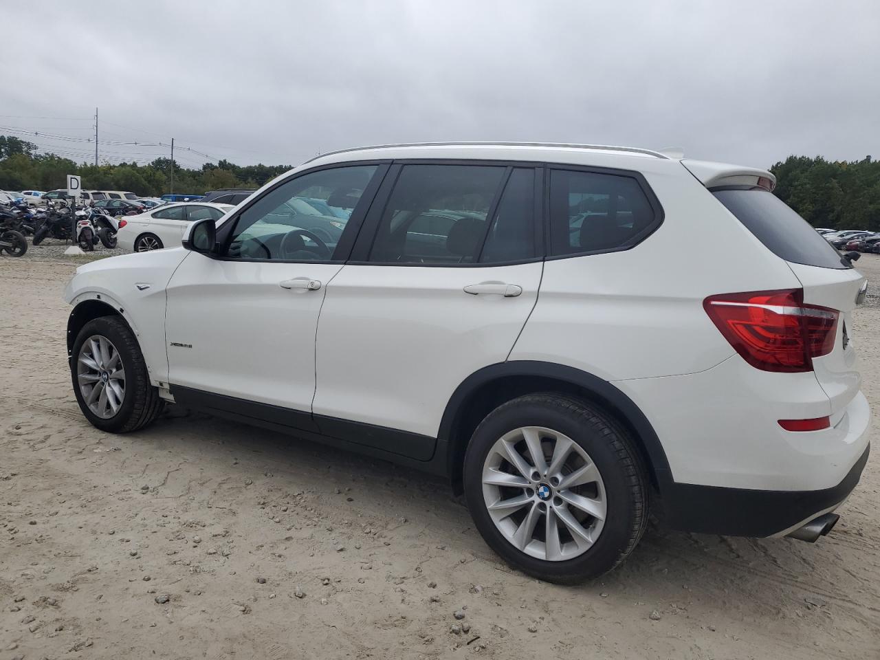 VIN 5UXWX9C31H0W69629 2017 BMW X3 no.2