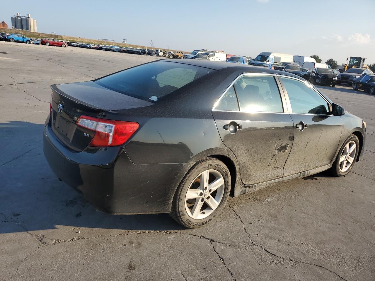 VIN 4T1BF1FK9DU206921 2013 TOYOTA CAMRY no.3