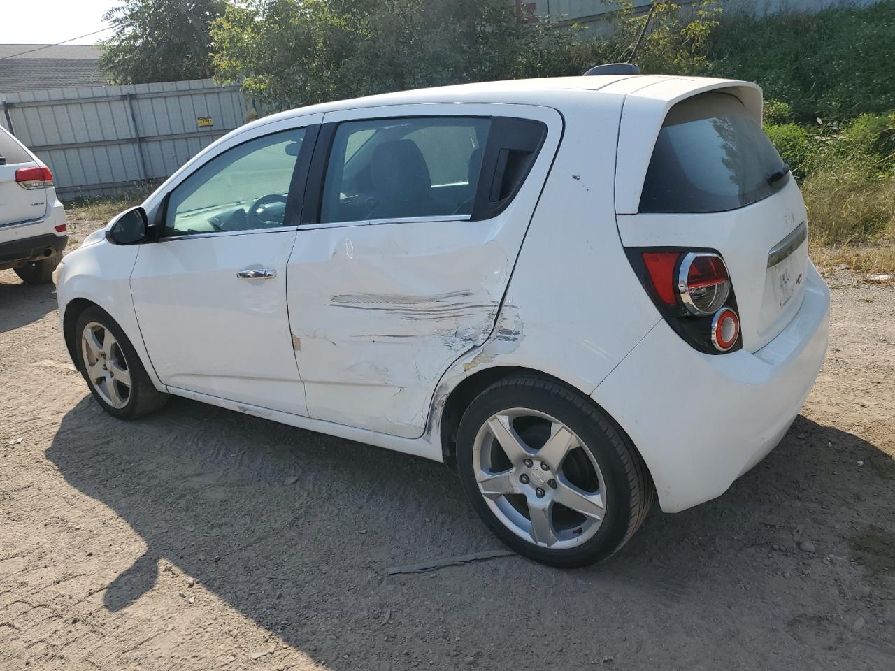 2015 Chevrolet Sonic - Image 2