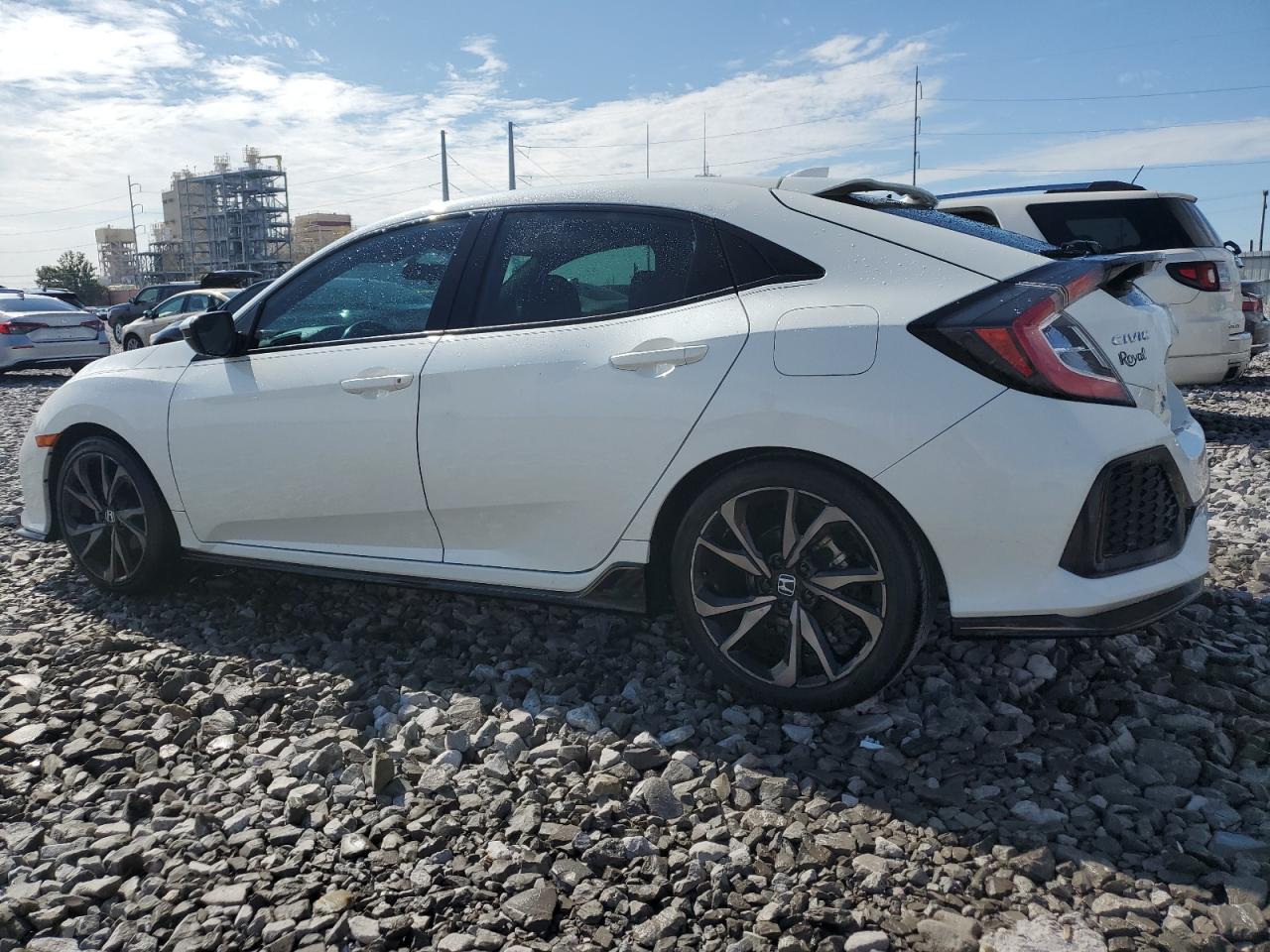 SHHFK7G47JU223174 2018 HONDA CIVIC - Image 2