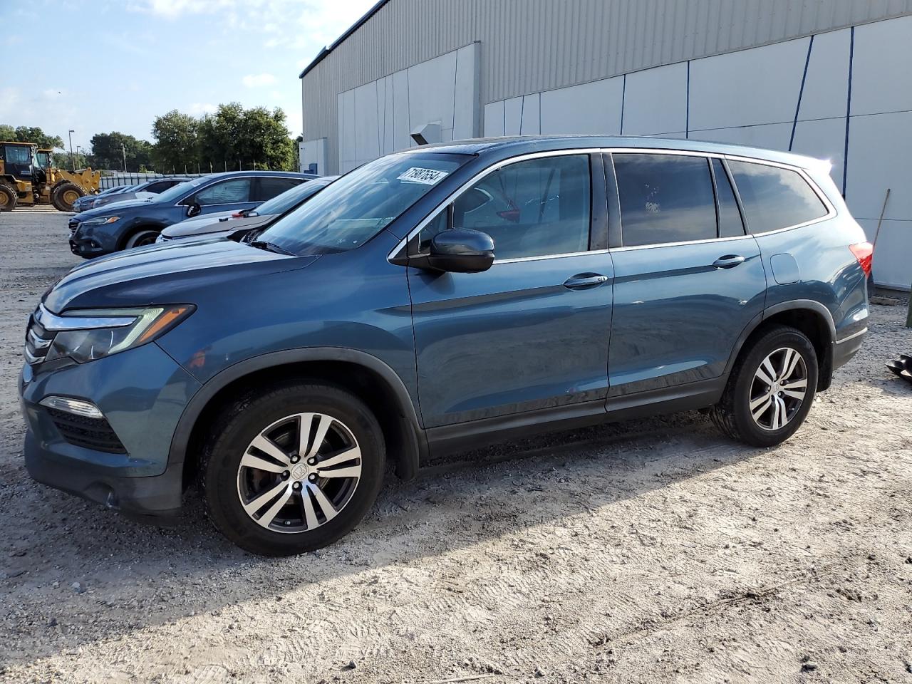 5FNYF6H77GB028900 2016 HONDA PILOT - Image 1