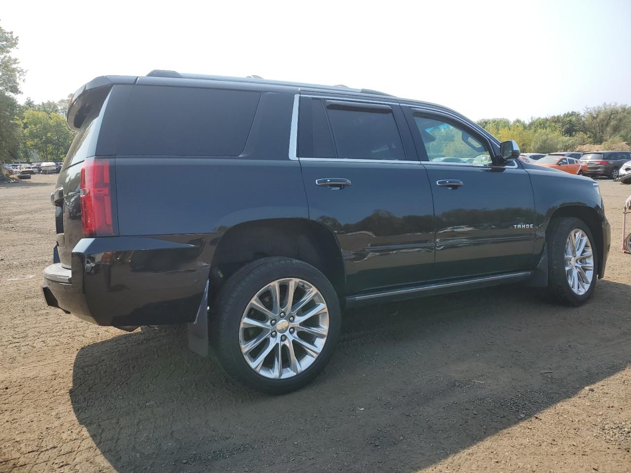 2019 Chevrolet Tahoe - Image 3
