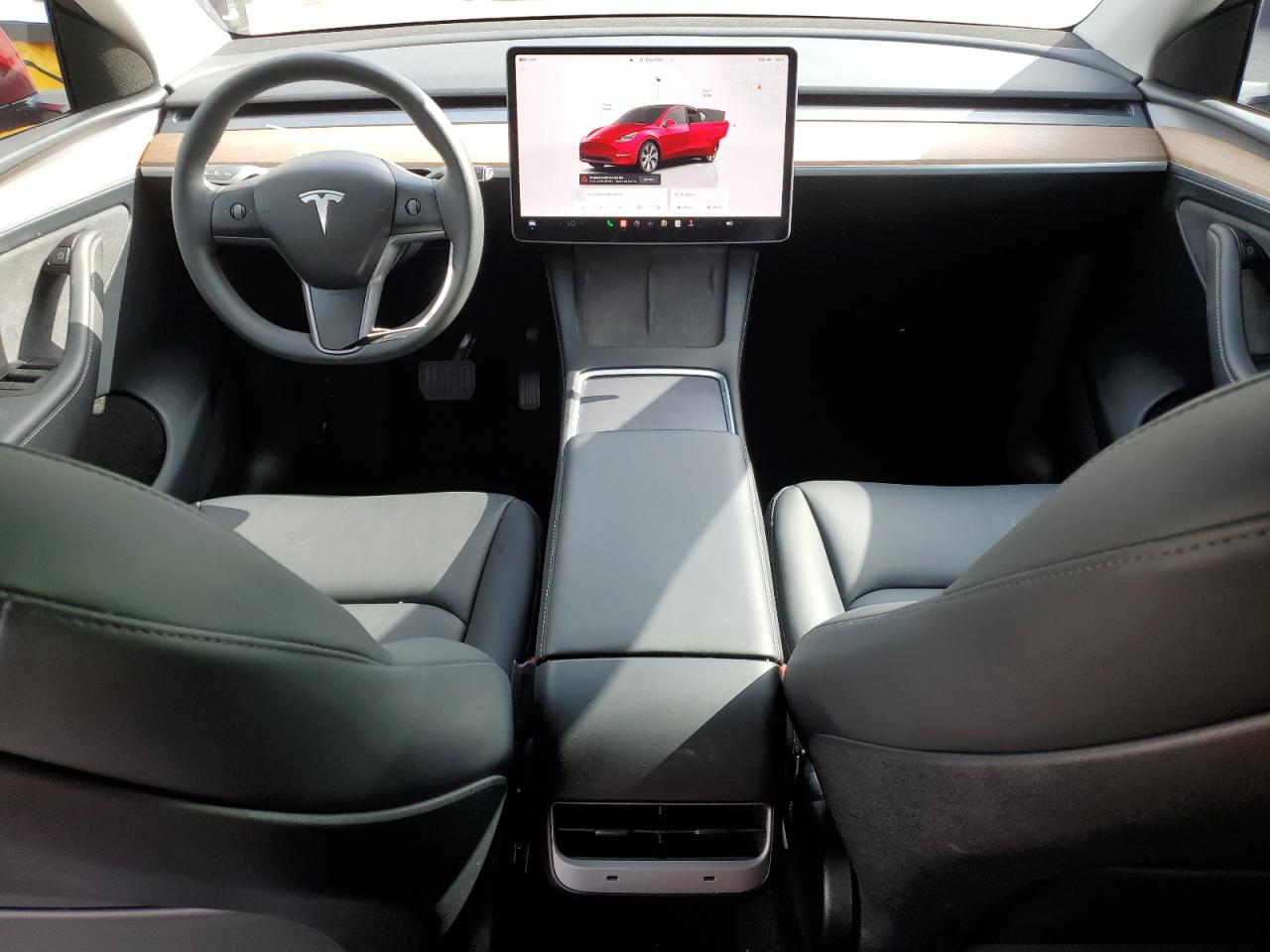 7SAYGDEE3RA250020 2024 Tesla Model Y