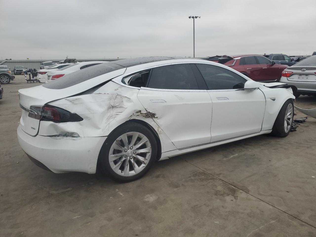 VIN 5YJSA1E21GF156484 2016 TESLA MODEL S no.3