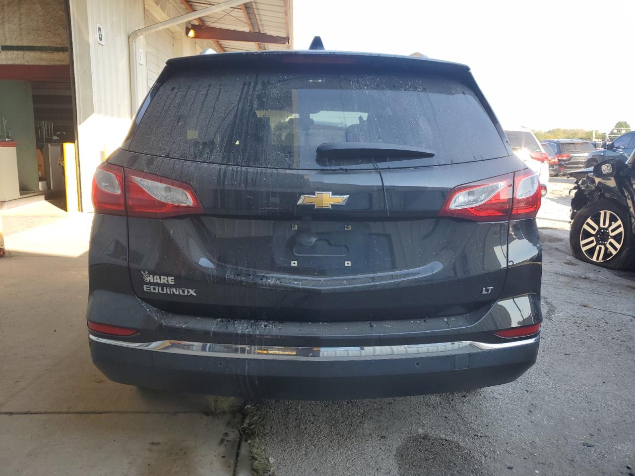 2GNAXJEV8J6114547 2018 Chevrolet Equinox Lt