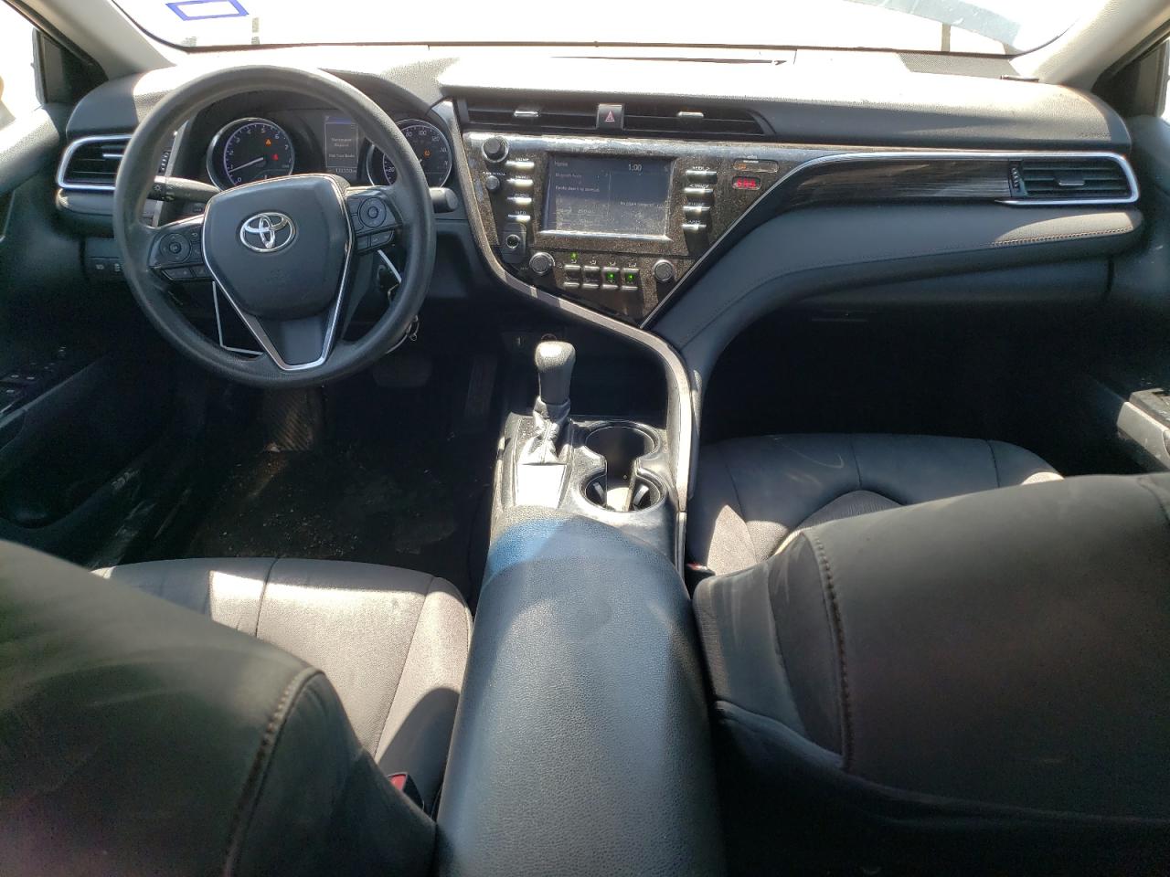 4T1B11HK0JU123532 2018 Toyota Camry L