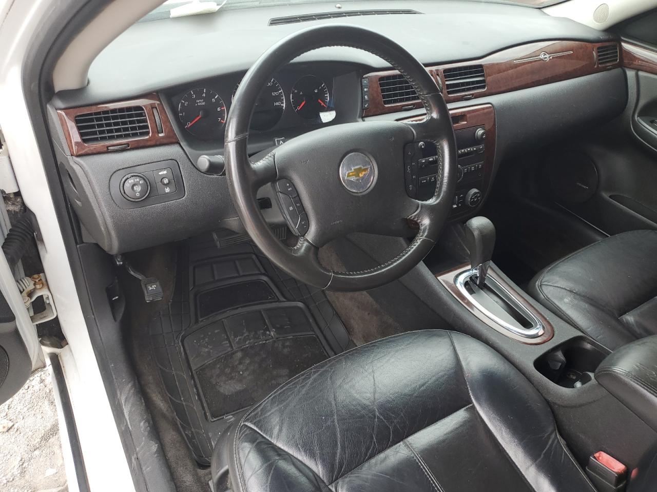 2G1WG5EK6B1121242 2011 Chevrolet Impala Lt