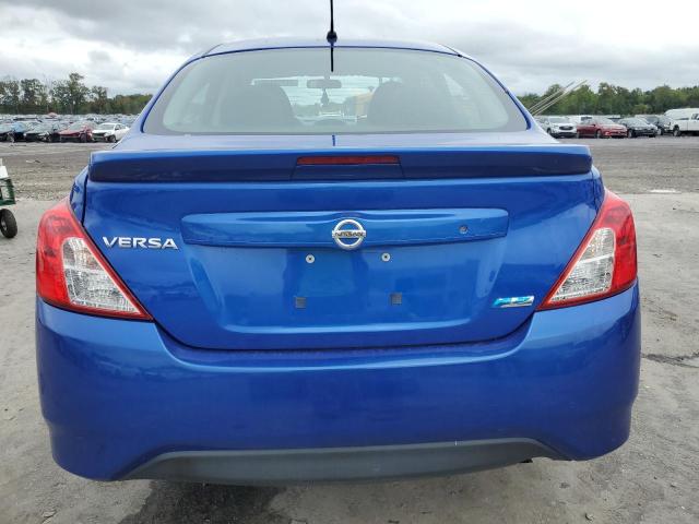 Sedans NISSAN VERSA 2016 Blue