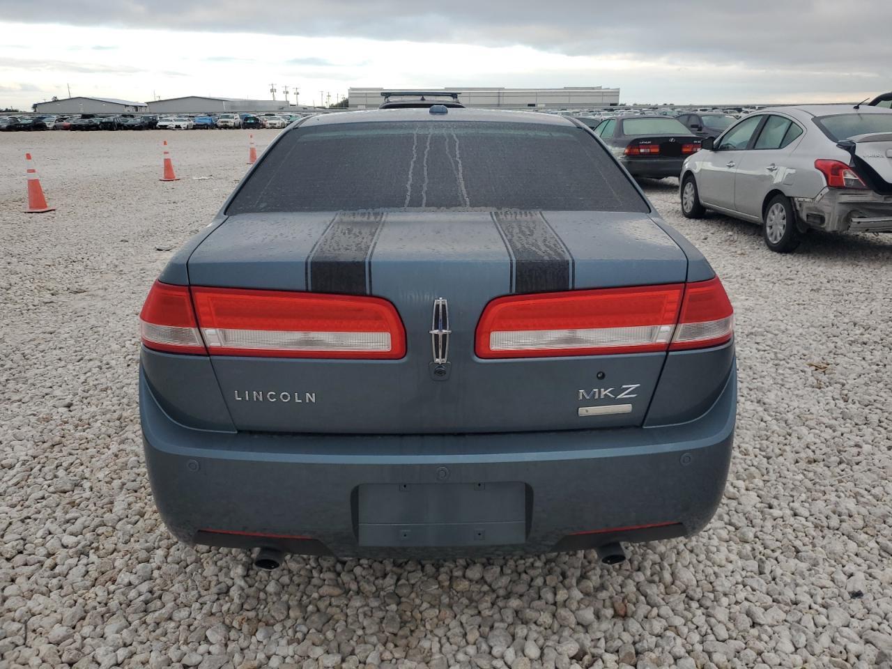 2012 Lincoln MKZ - Image 6