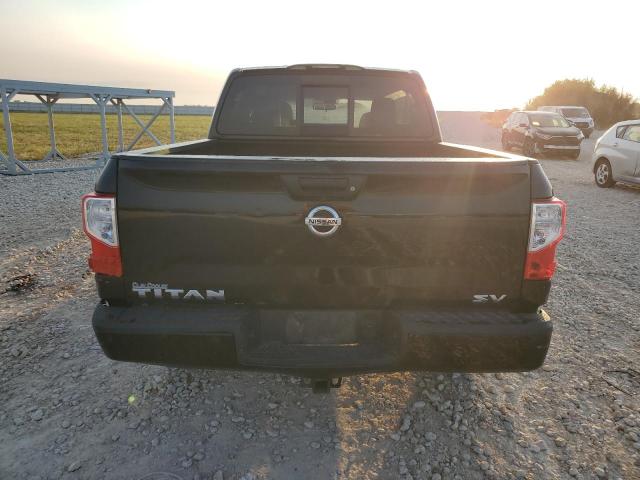  NISSAN TITAN 2017 Черный