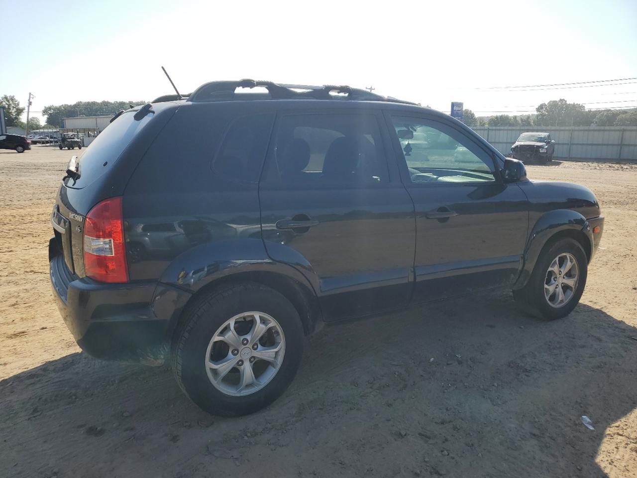 2009 Hyundai Tucson - Image 3