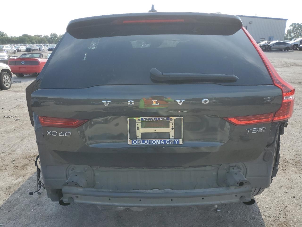 2018 Volvo Xc60 T5 Inscription VIN: YV4102RL0J1096007 Lot: 70230204