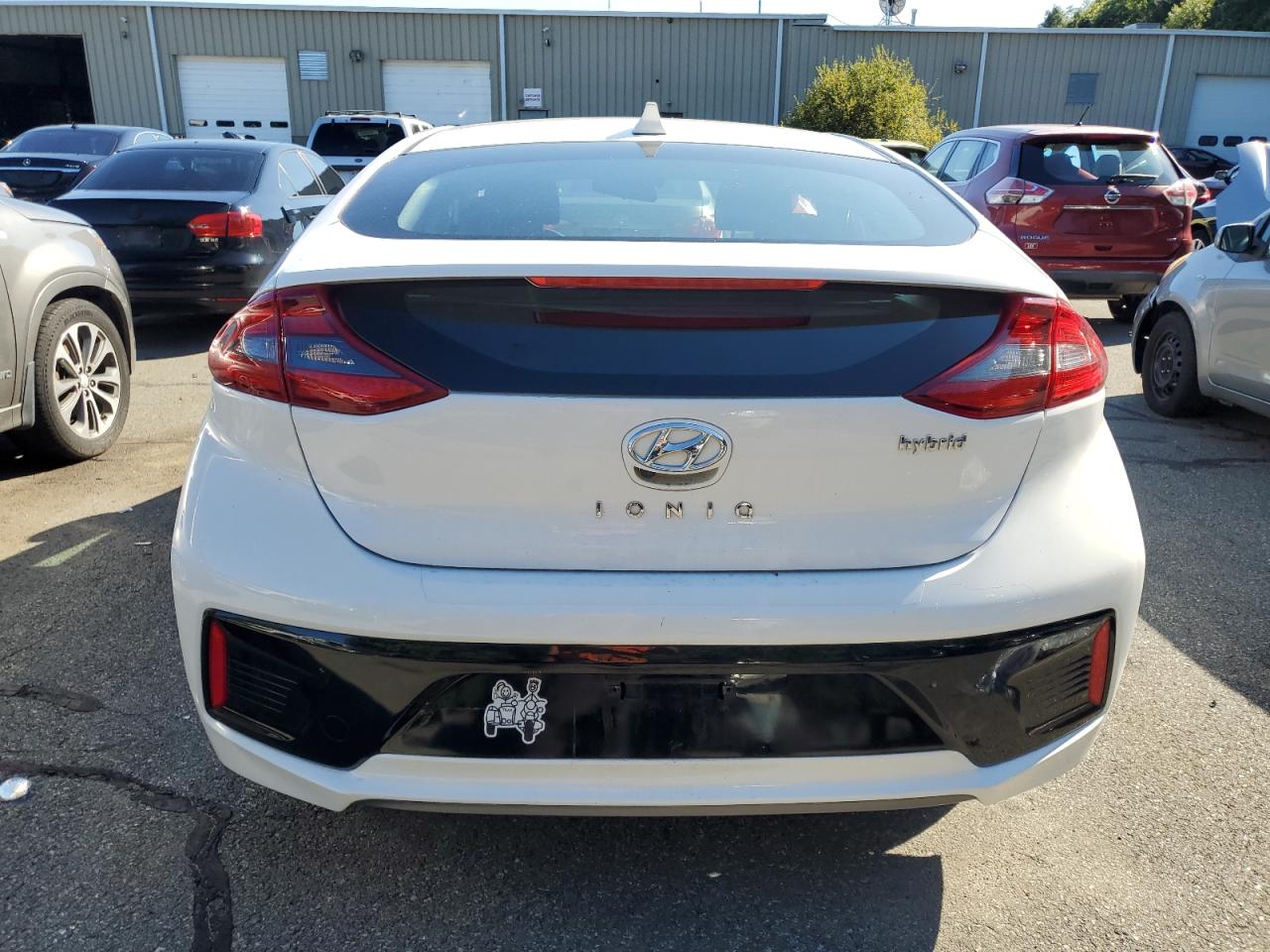 KMHC75LC9KU106126 2019 Hyundai Ioniq Sel