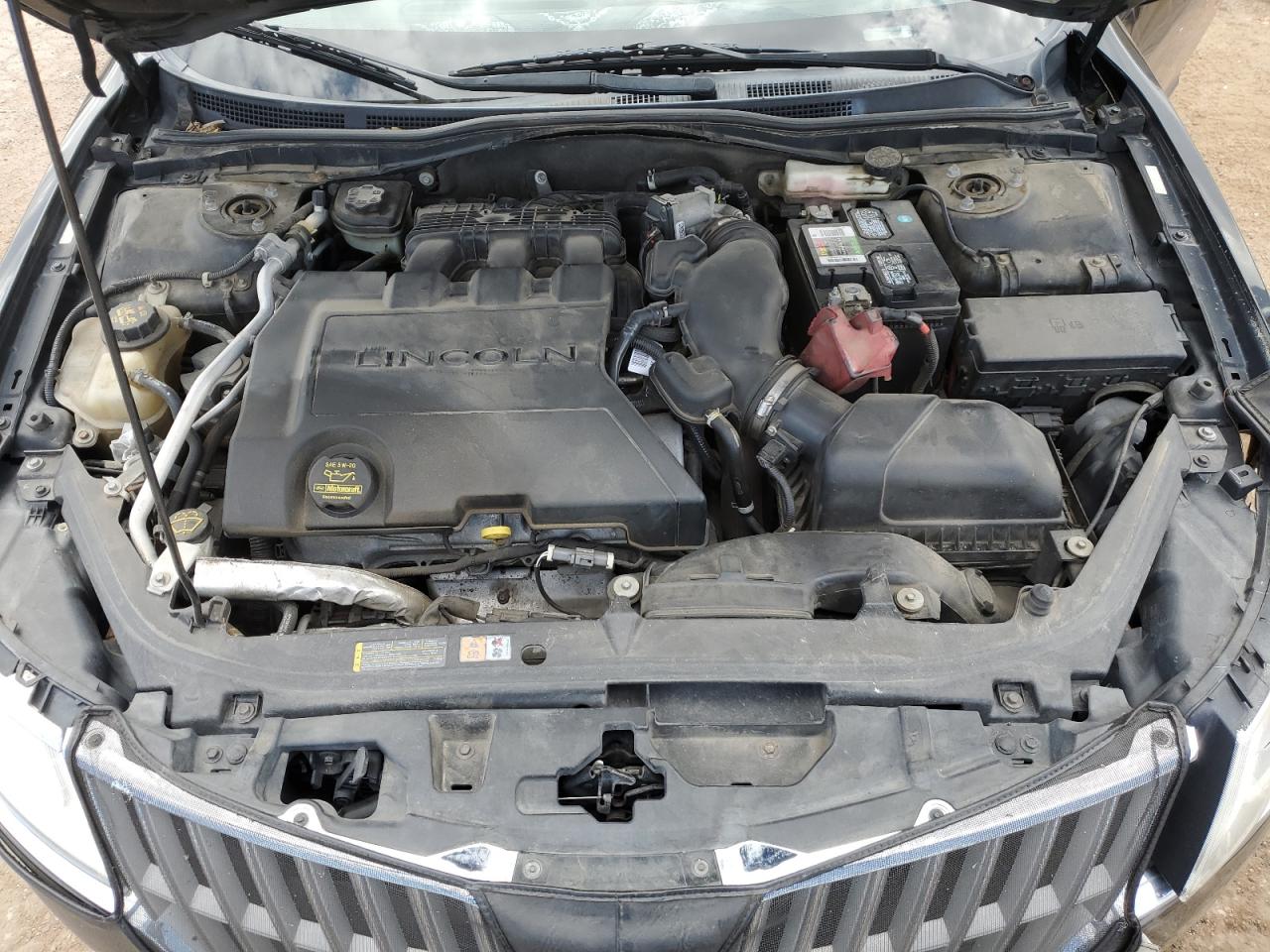 2010 Lincoln MKZ - Image 12