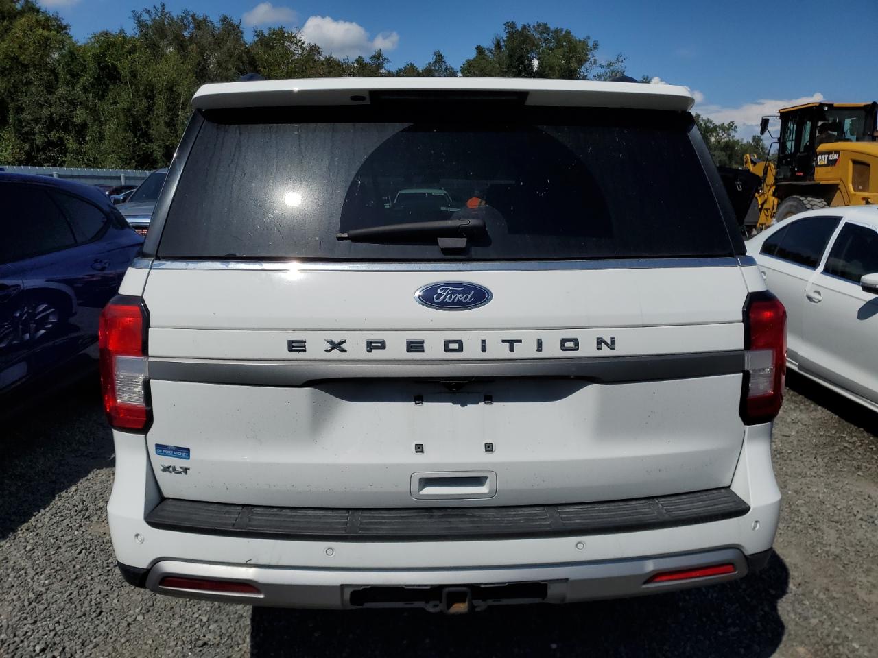 2024 Ford Expedition Xlt VIN: 1FMJU1H80REA12959 Lot: 73738274