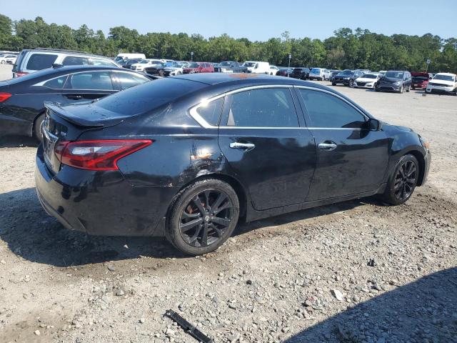  NISSAN ALTIMA 2017 Czarny