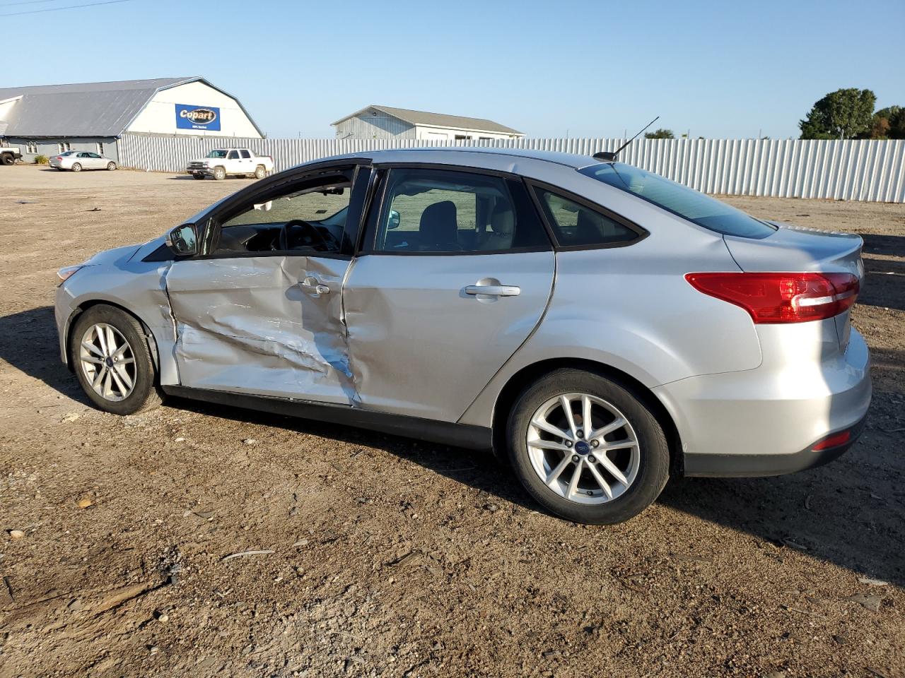 2017 Ford Focus Se VIN: 1FADP3F27HL340690 Lot: 70491274