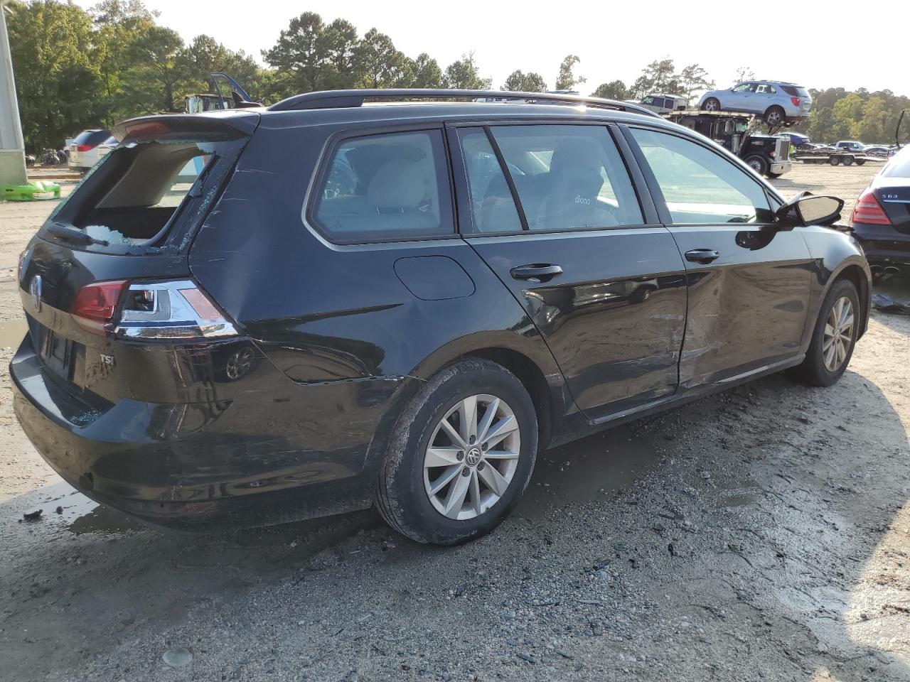 2016 Volkswagen Golf - Image 3