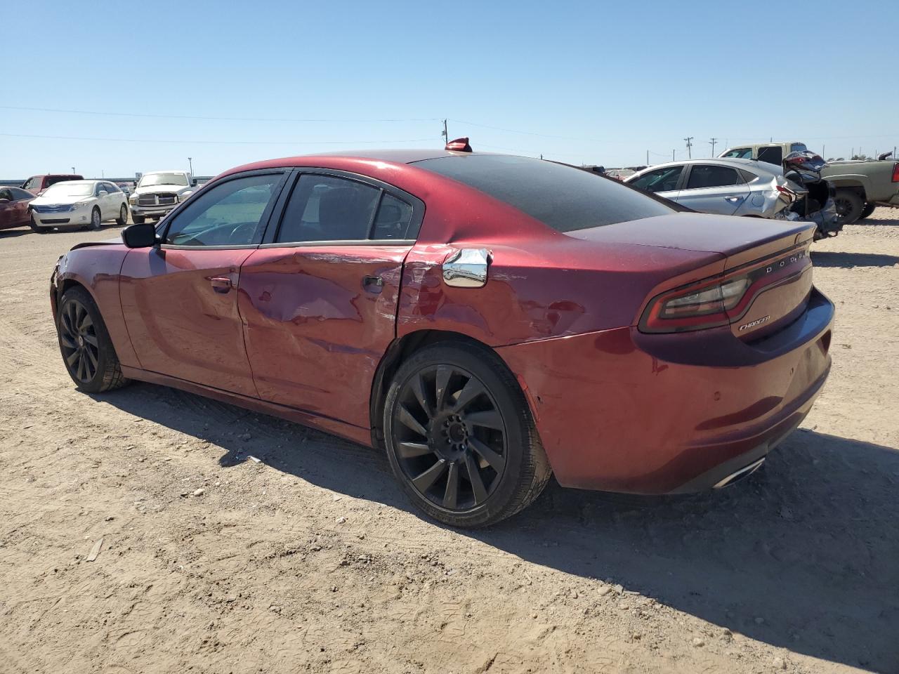 2C3DXHGXJH139078 2018 DODGE CHARGER - Image 2