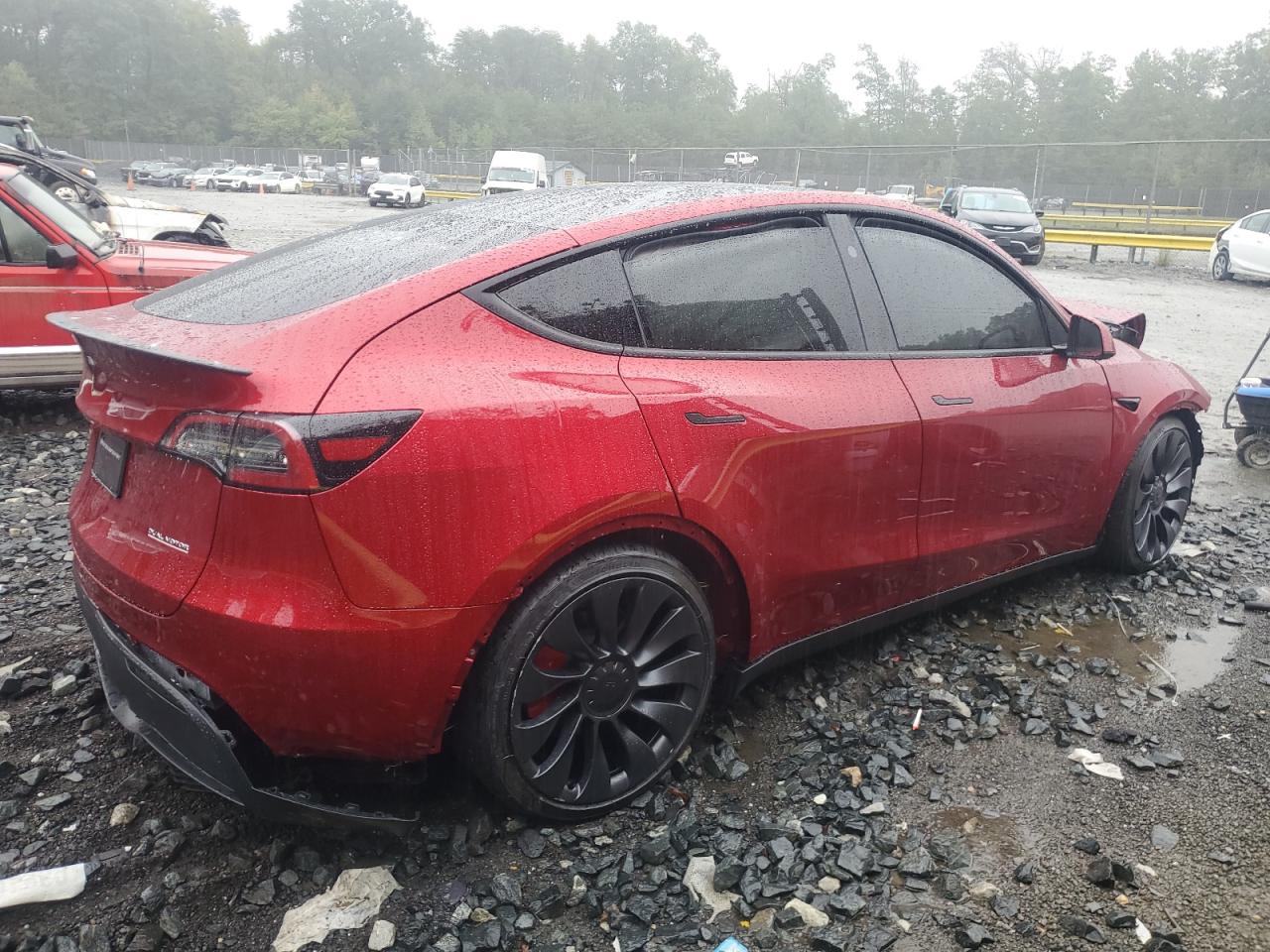 VIN 7SAYGDEF3RA264699 2024 TESLA MODEL Y no.3