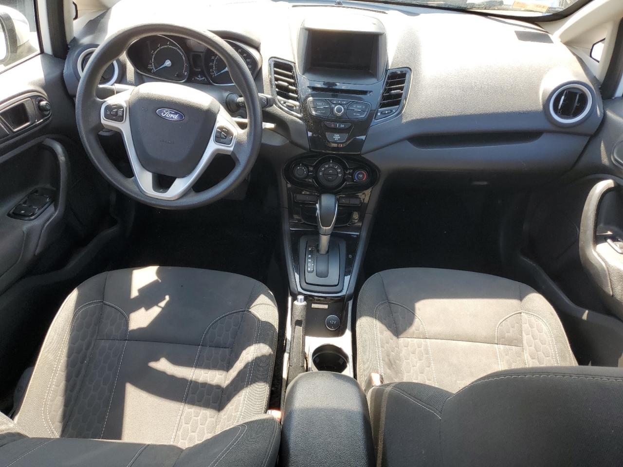 3FADP4BJ6KM134320 2019 Ford Fiesta Se